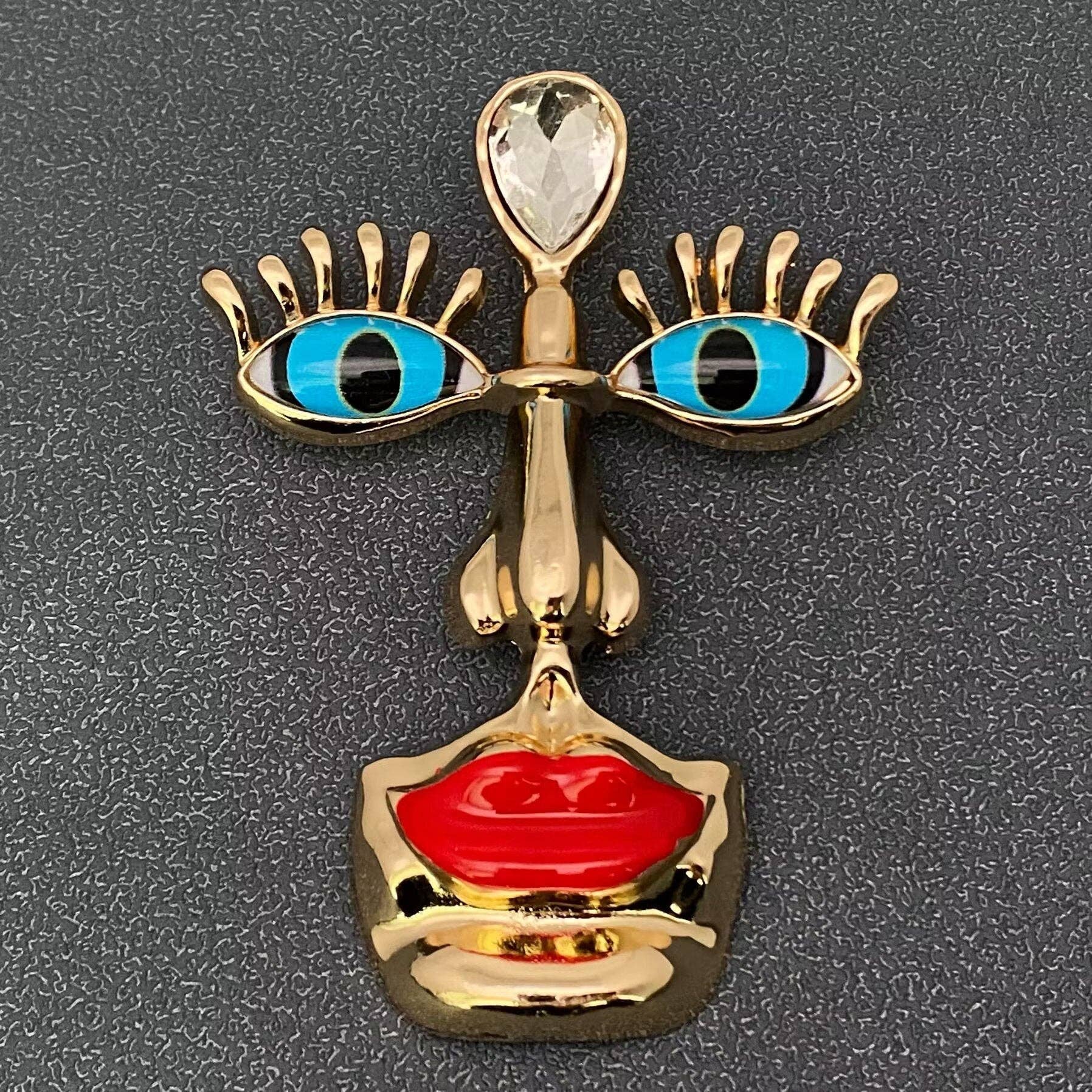 Creative Enamel Face Brooch