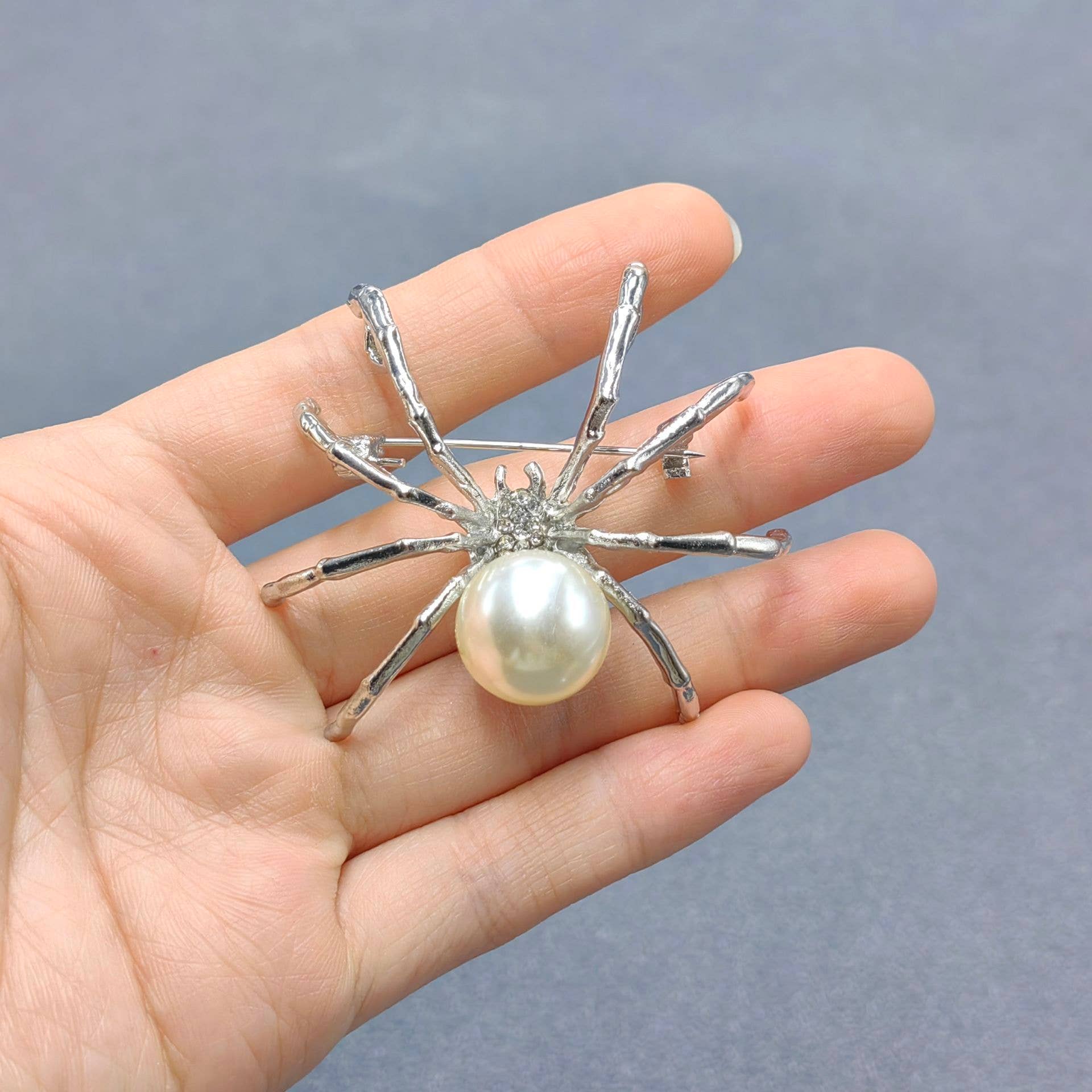 Spider Brooch: White