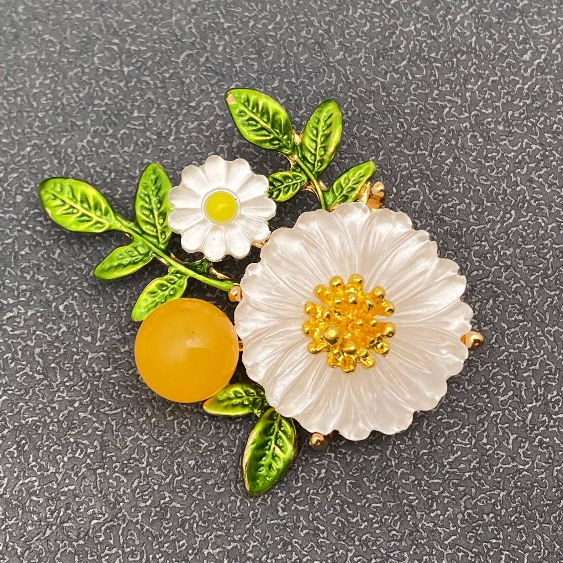 Daisy Brooch