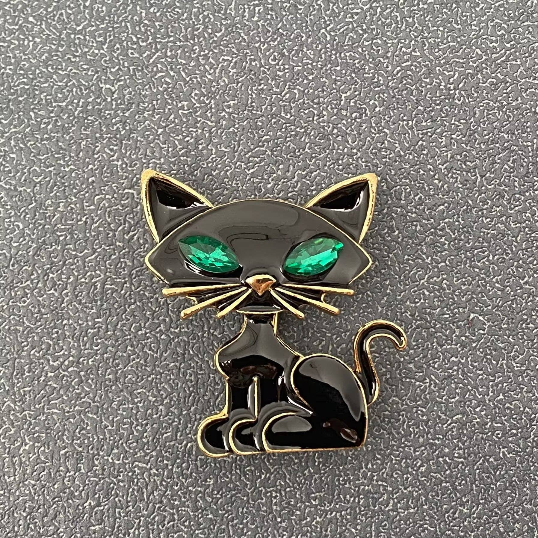 Enamel Black & White Cat Brooch: Black