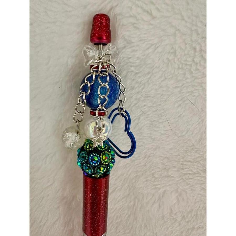 Dangly Heart Charms Beaded Pen