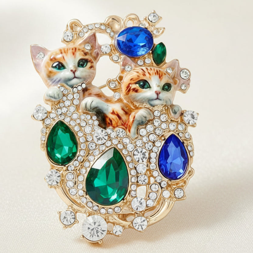 Vintage-Inspired Baroque Double Cat Brooch