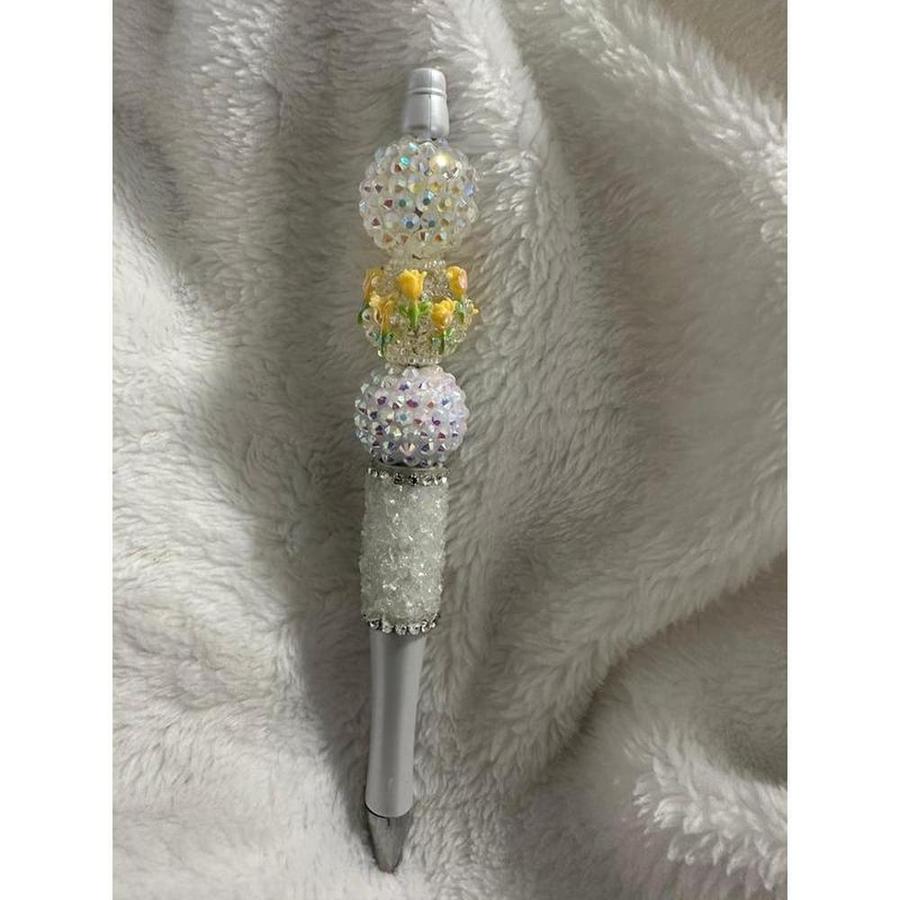 White Tulip Tip Beaded Pen