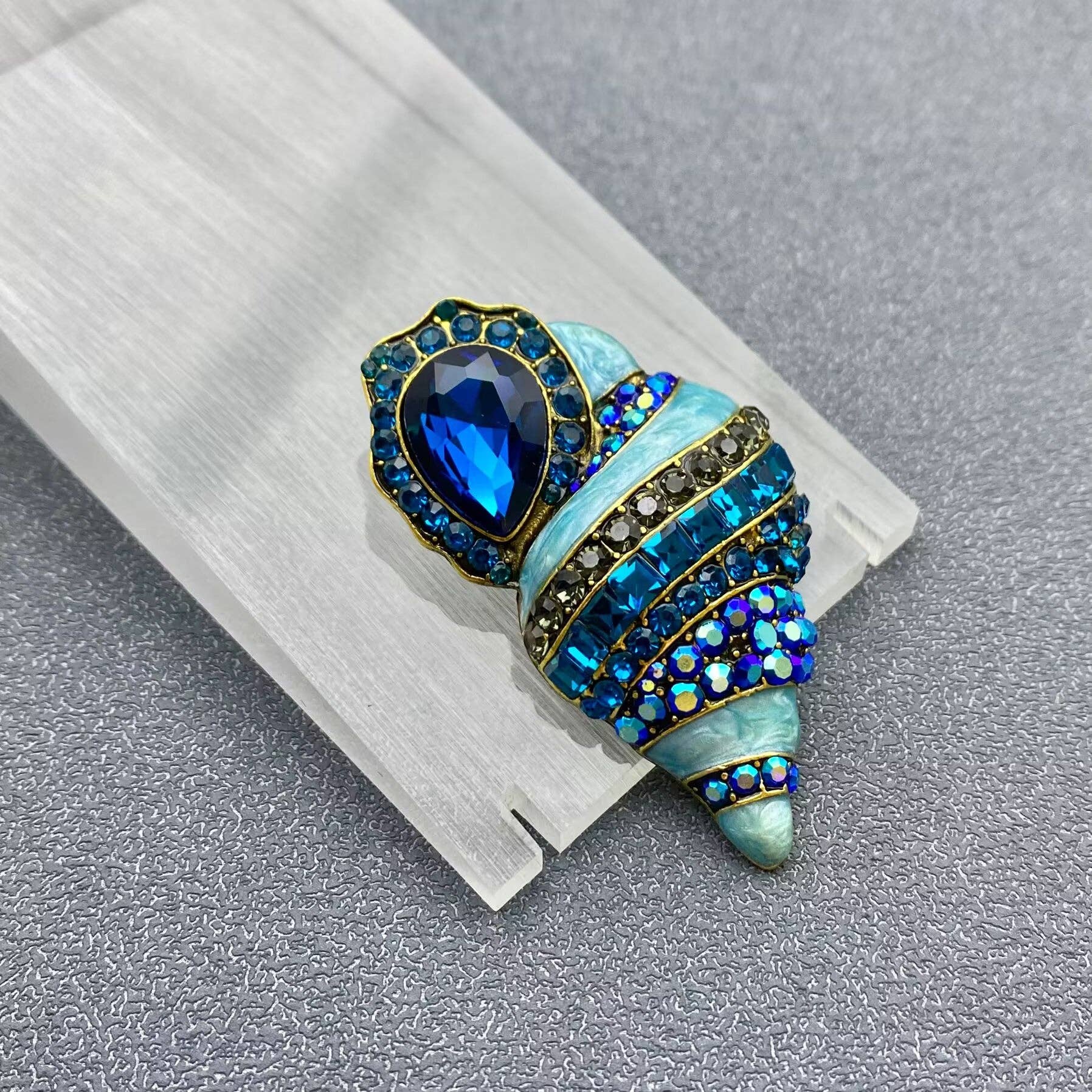 Blue Enamel Rhinestone Conch Brooch